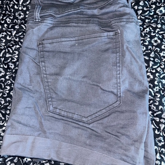 SO Women's Gray Jean Shorts - Picture 2 of 2